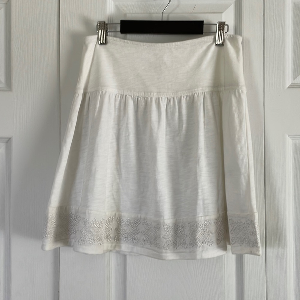 White cotton skirt